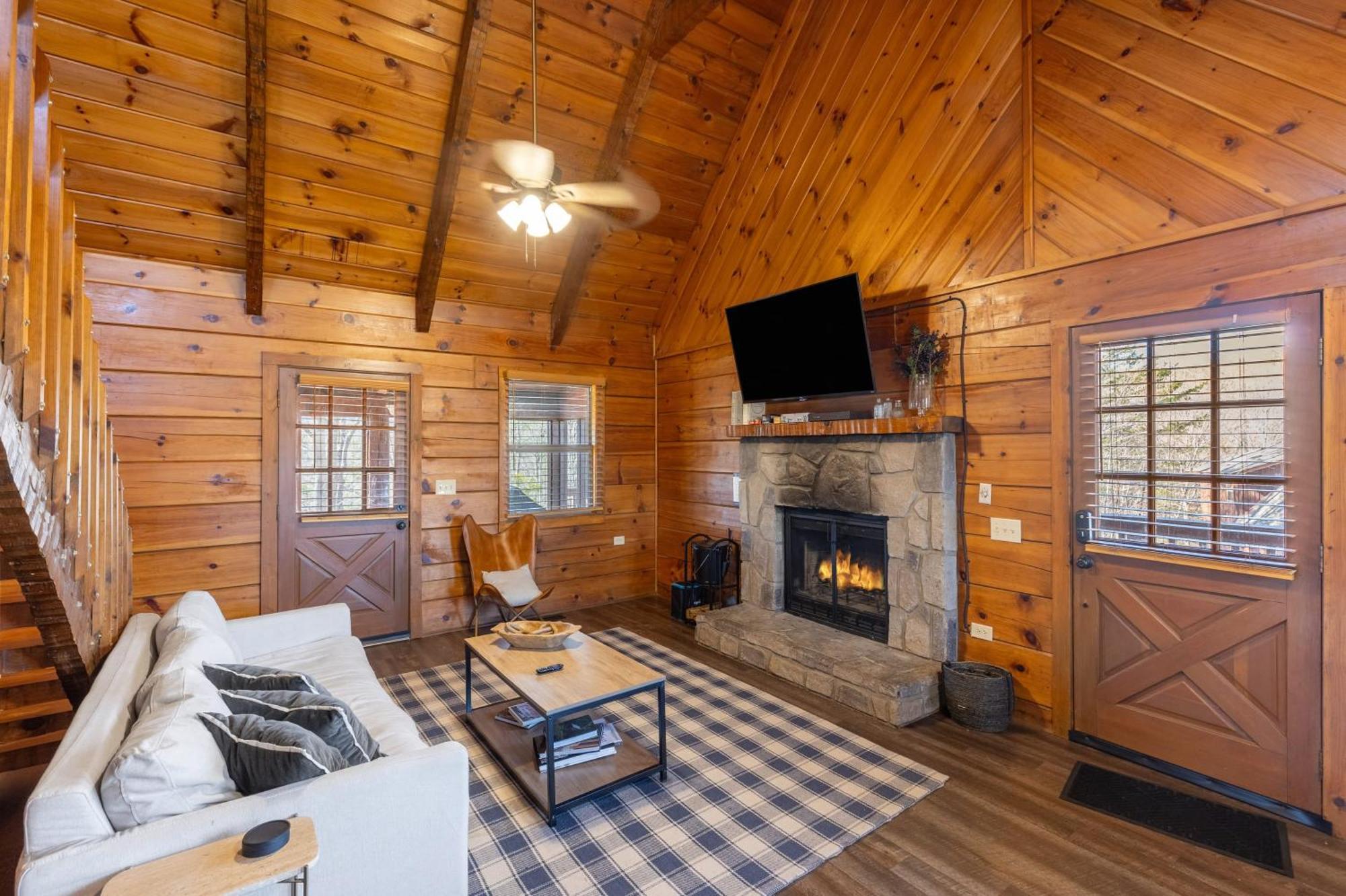 Dudley II By Avantstay Comfortable Cabin W Hot Tub Views Pigeon Forge Exterior foto